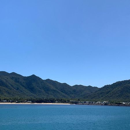 Shambhala Retreat Magnetic Island Cottages Nelly Bay Eksteriør billede