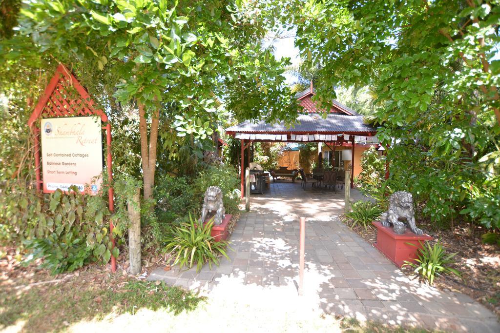 Shambhala Retreat Magnetic Island Cottages Nelly Bay Eksteriør billede