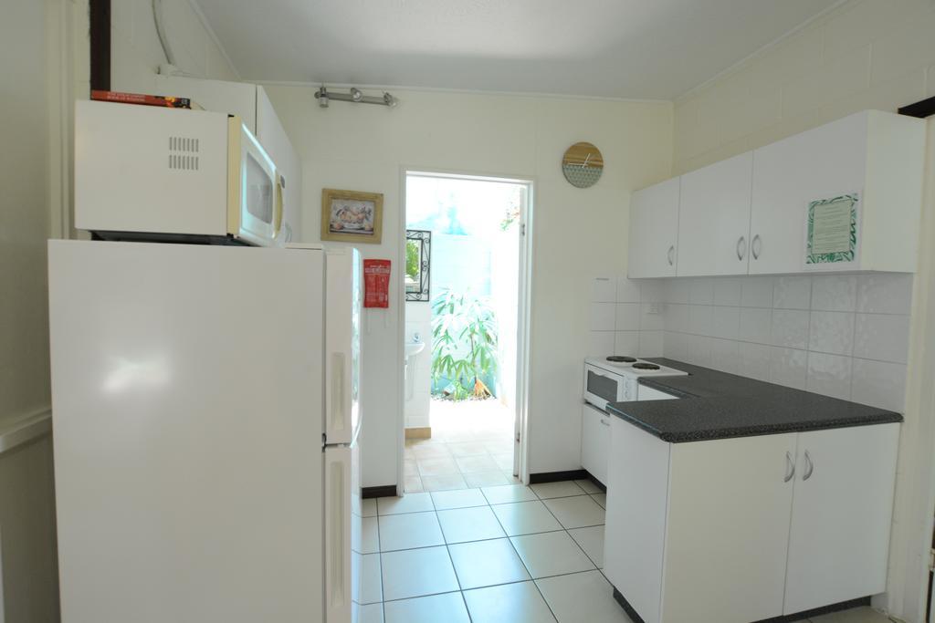 Shambhala Retreat Magnetic Island Cottages Nelly Bay Eksteriør billede