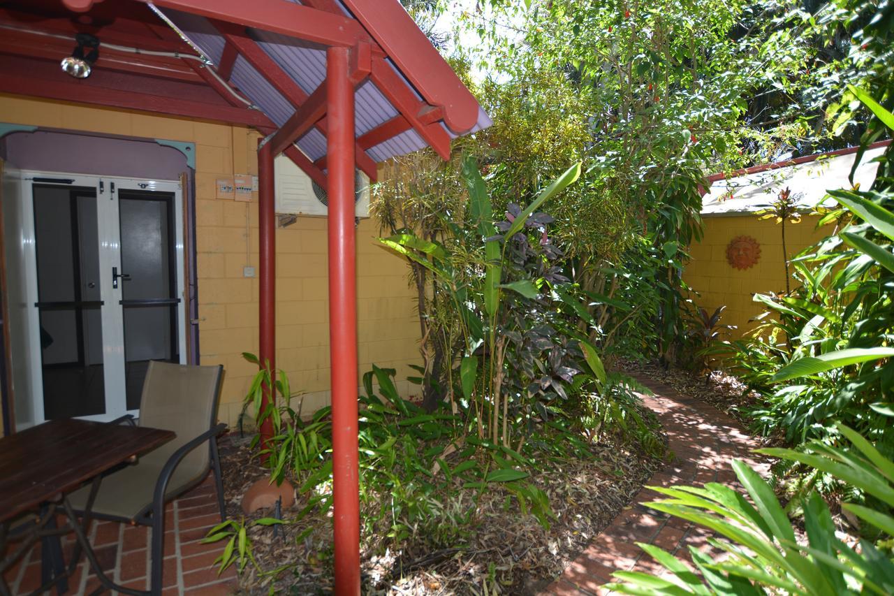Shambhala Retreat Magnetic Island Cottages Nelly Bay Eksteriør billede
