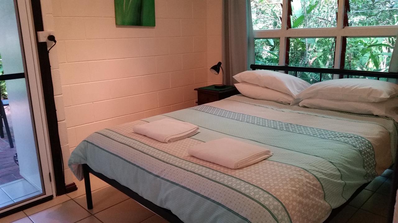 Shambhala Retreat Magnetic Island Cottages Nelly Bay Eksteriør billede