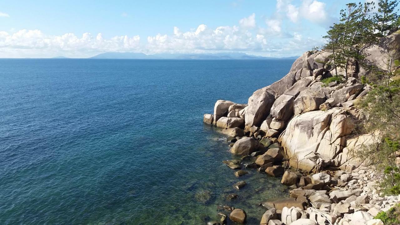 Shambhala Retreat Magnetic Island Cottages Nelly Bay Eksteriør billede
