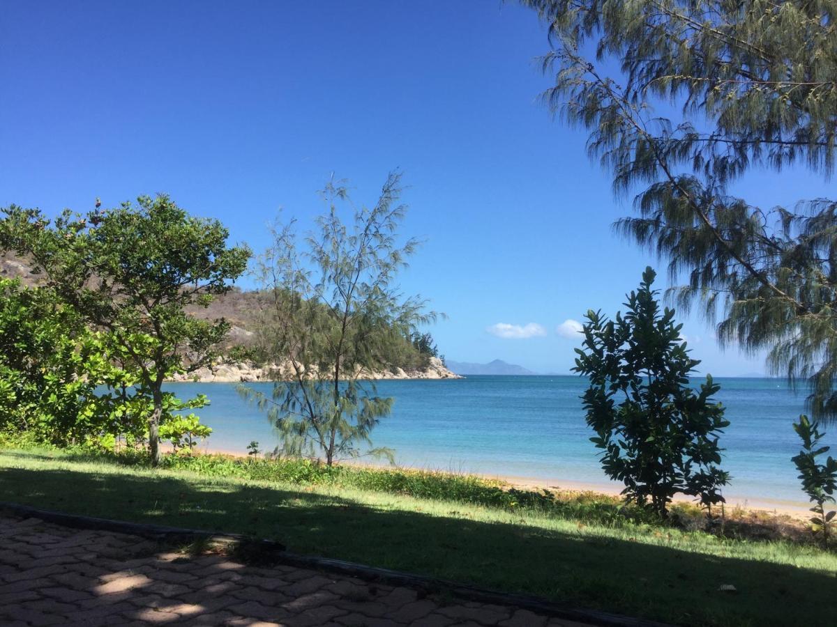 Shambhala Retreat Magnetic Island Cottages Nelly Bay Eksteriør billede